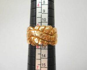 Antique Victorian 18ct gold keeper ring, circa 1900
