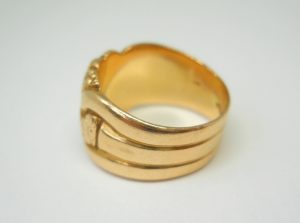 Antique Victorian 18ct gold keeper ring, circa 1900