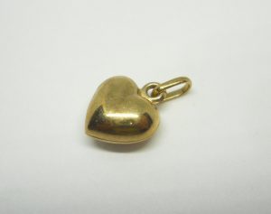Vintage Italian 9ct gold chubby puffy heart charm