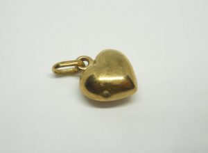 Vintage Italian 9ct gold chubby puffy heart charm