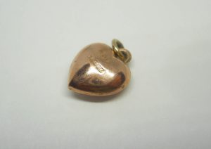 Antique 9ct rose gold puffy heart charm
